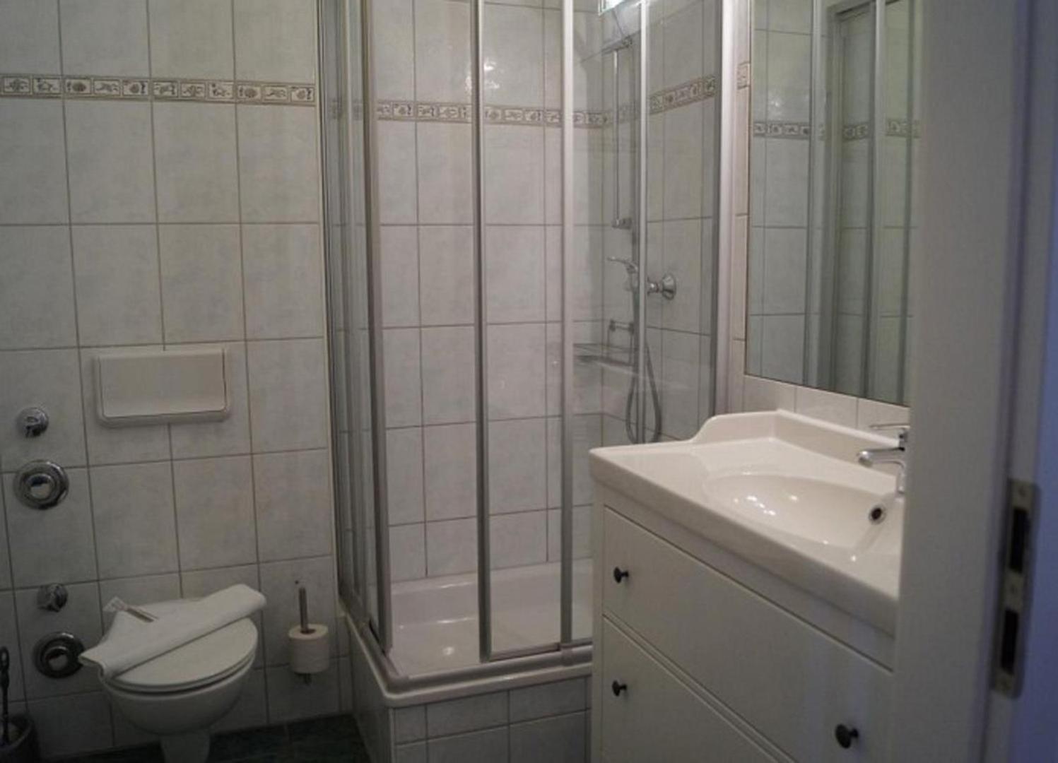 Lichtdurchflutete Fewo Mit 2 Balkonen, Strandnah, Mit Parkplatz Ostseebad Kühlungsborn Exterior foto